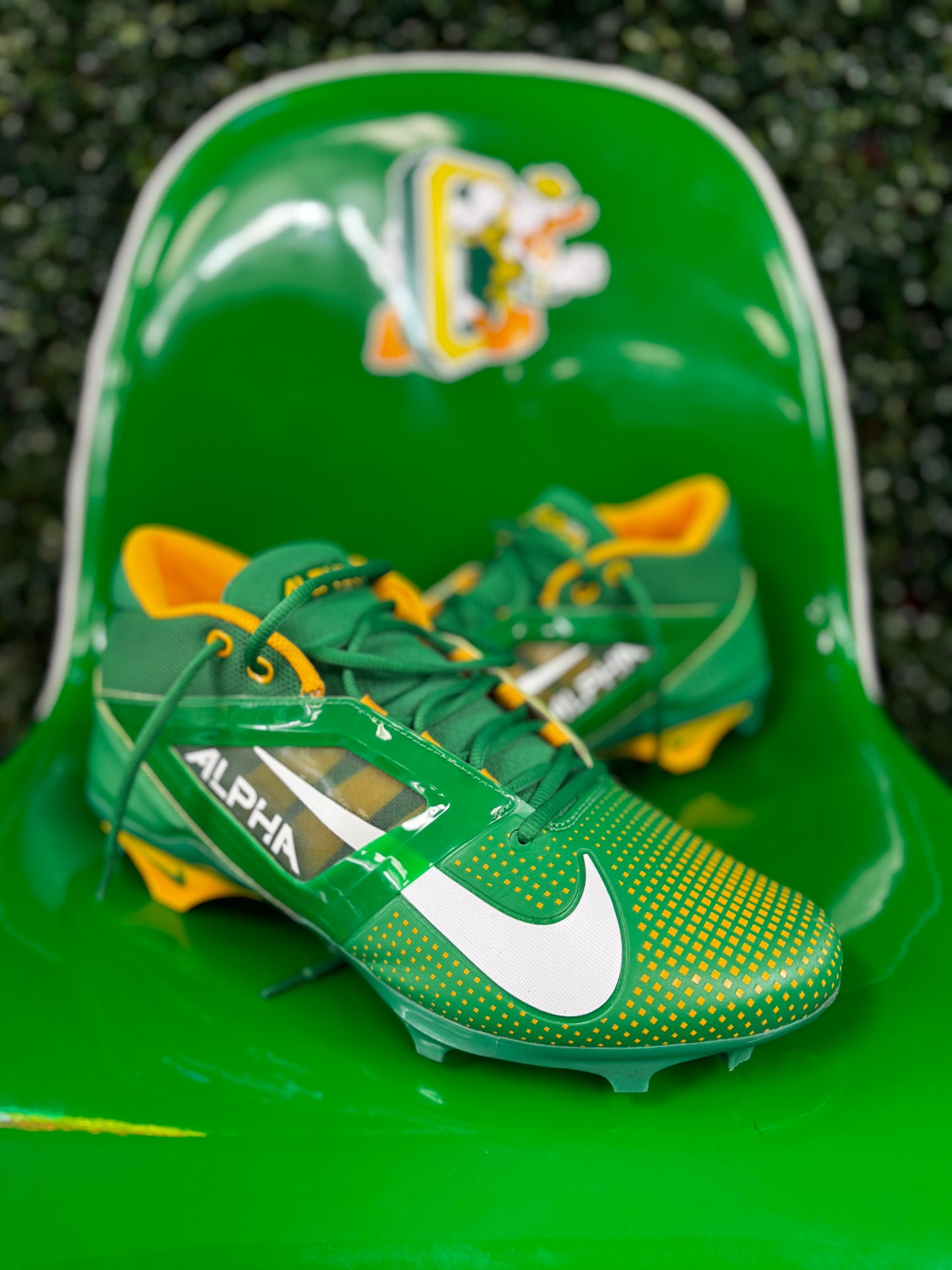 Nike Alpha Oregon Cleats