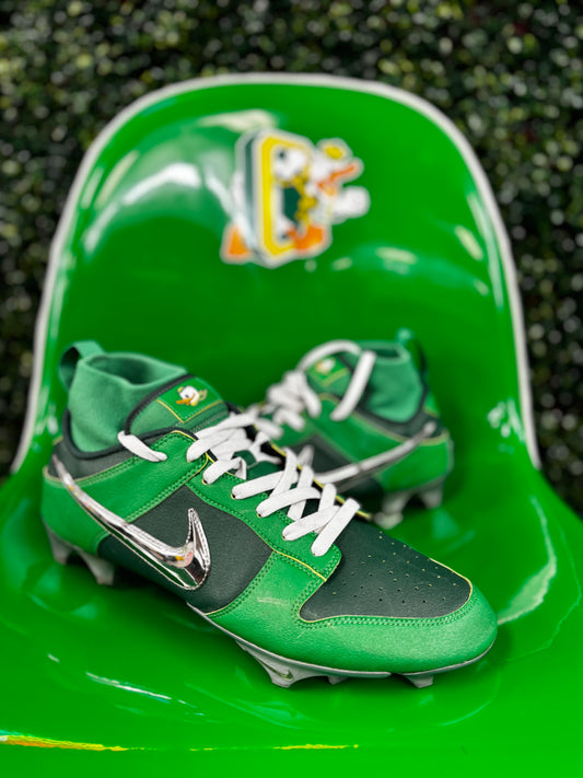 Nike Dunk Low Oregon PE Cleats