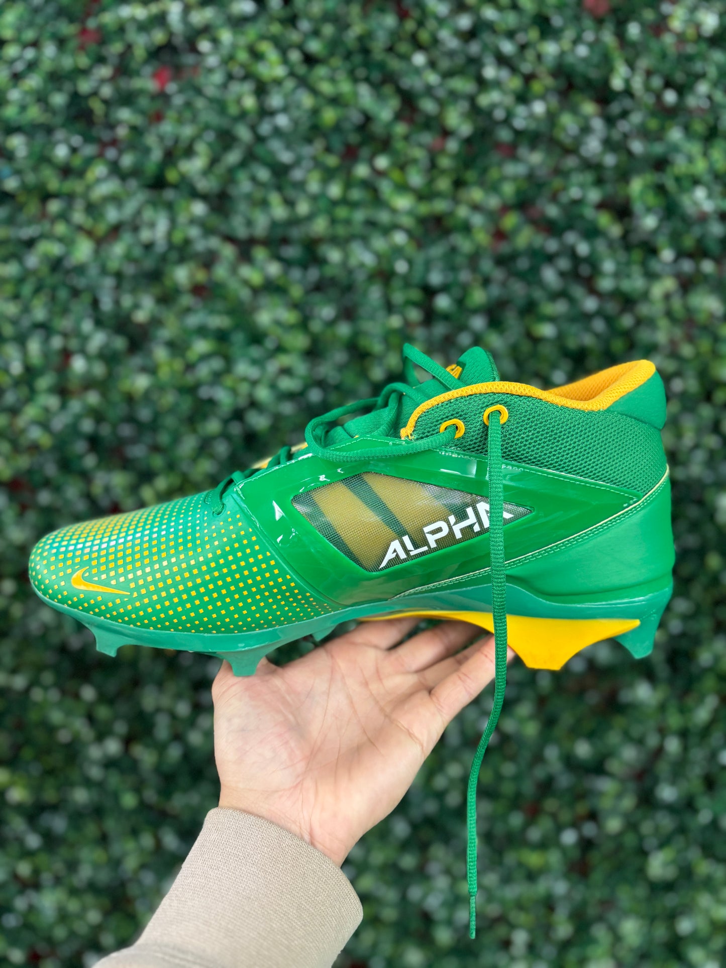 Nike Alpha Oregon Cleats