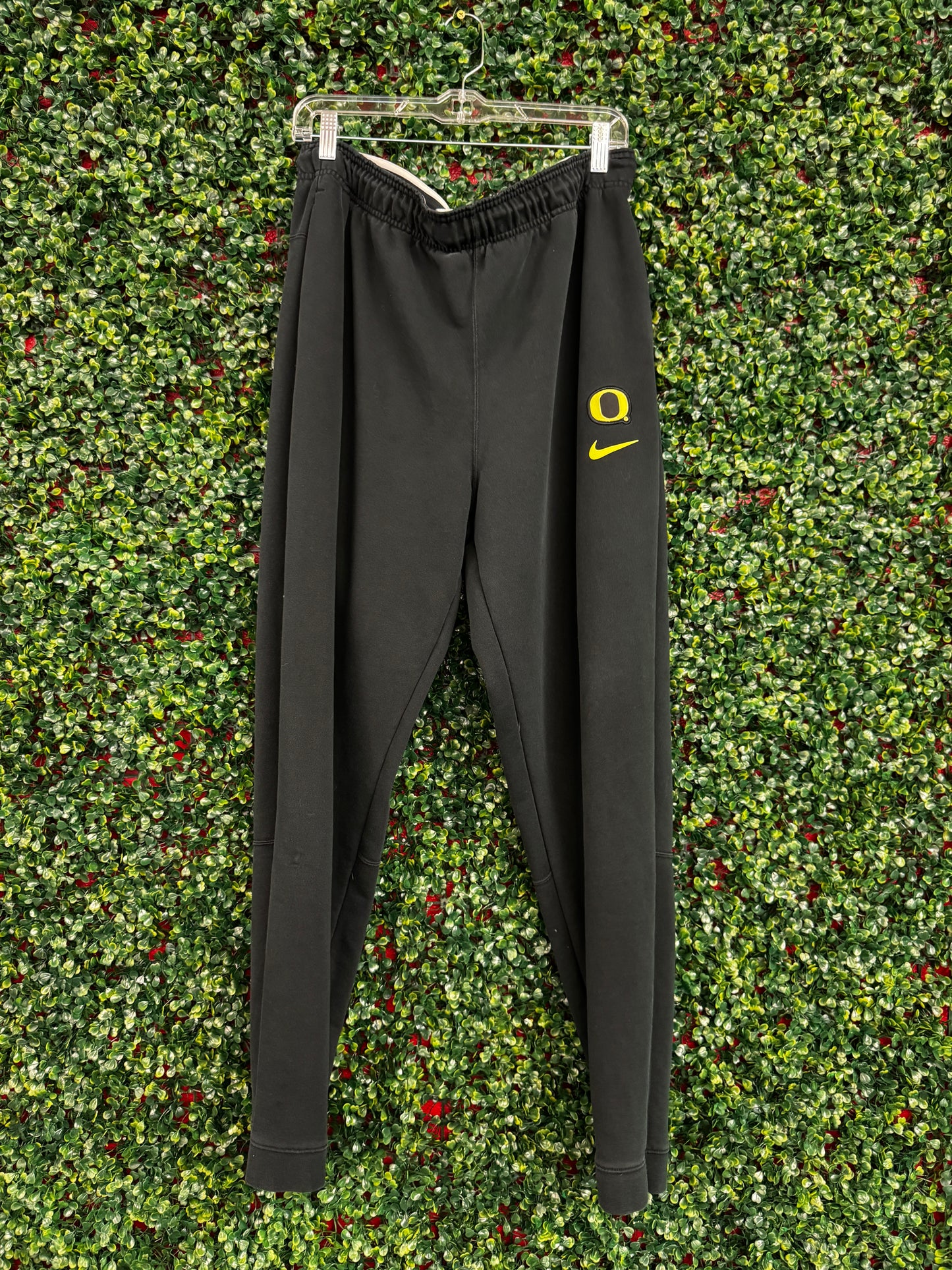 Black Oregon Sweats