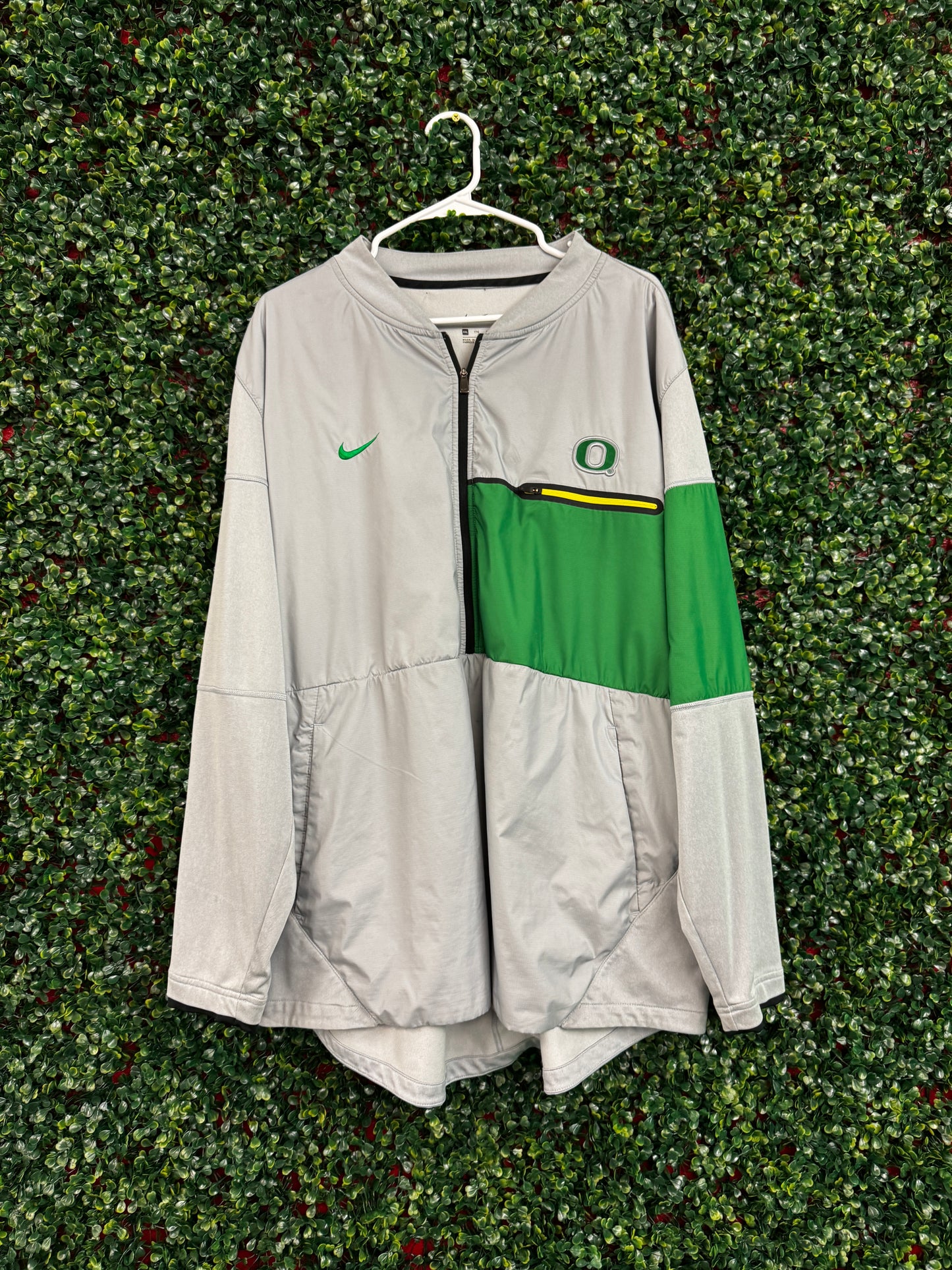 Grey Oregon windbreaker