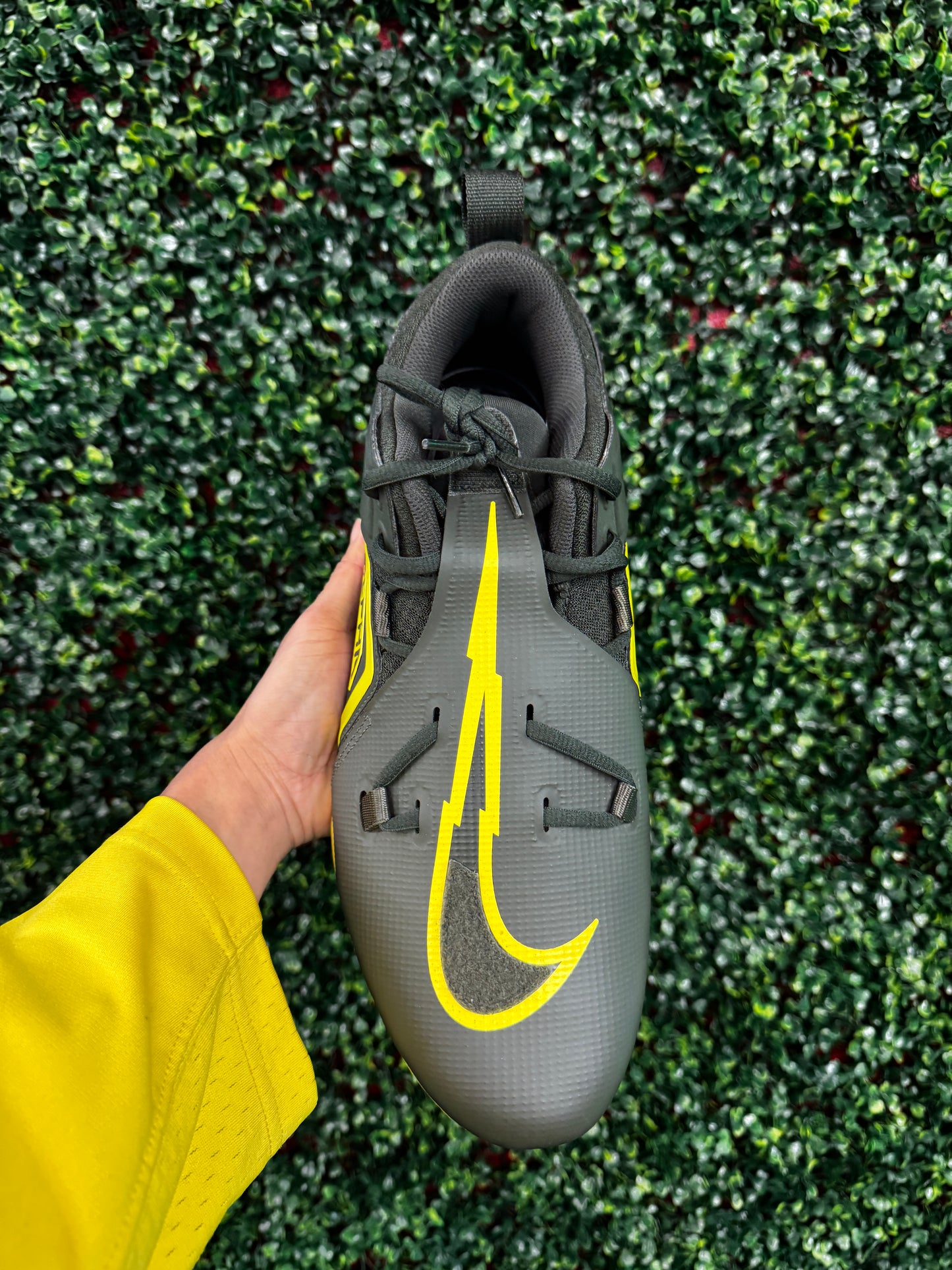 Oregon Alpha Cleats (2023)