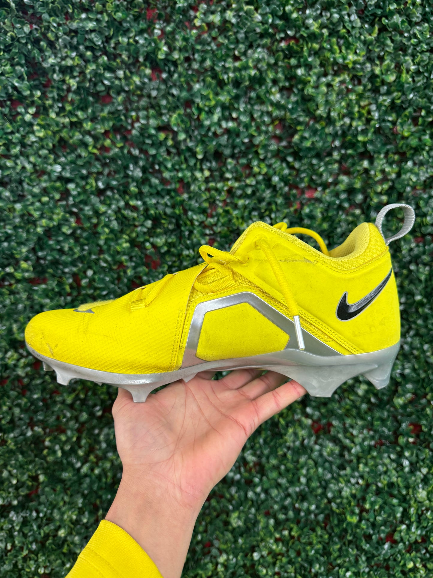 Oregon Alpha Cleats (2023)