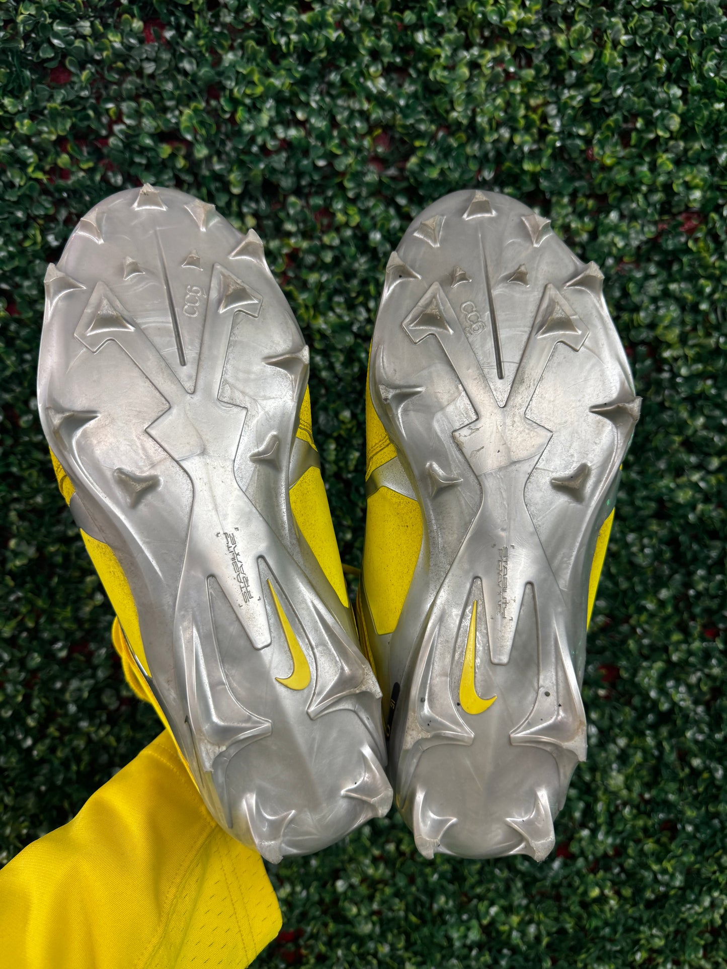 Oregon Alpha Cleats (2023)