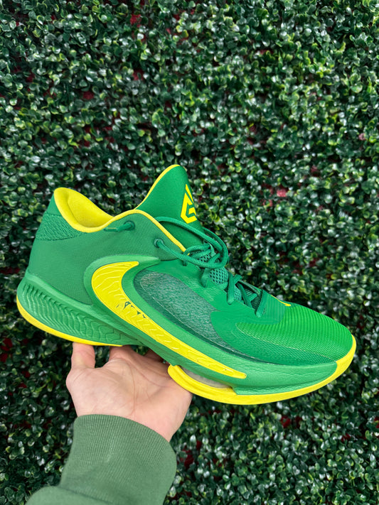 Zoom Freak 4 Oregon PE