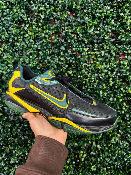 Nike Oregon PE Baseball Trainers