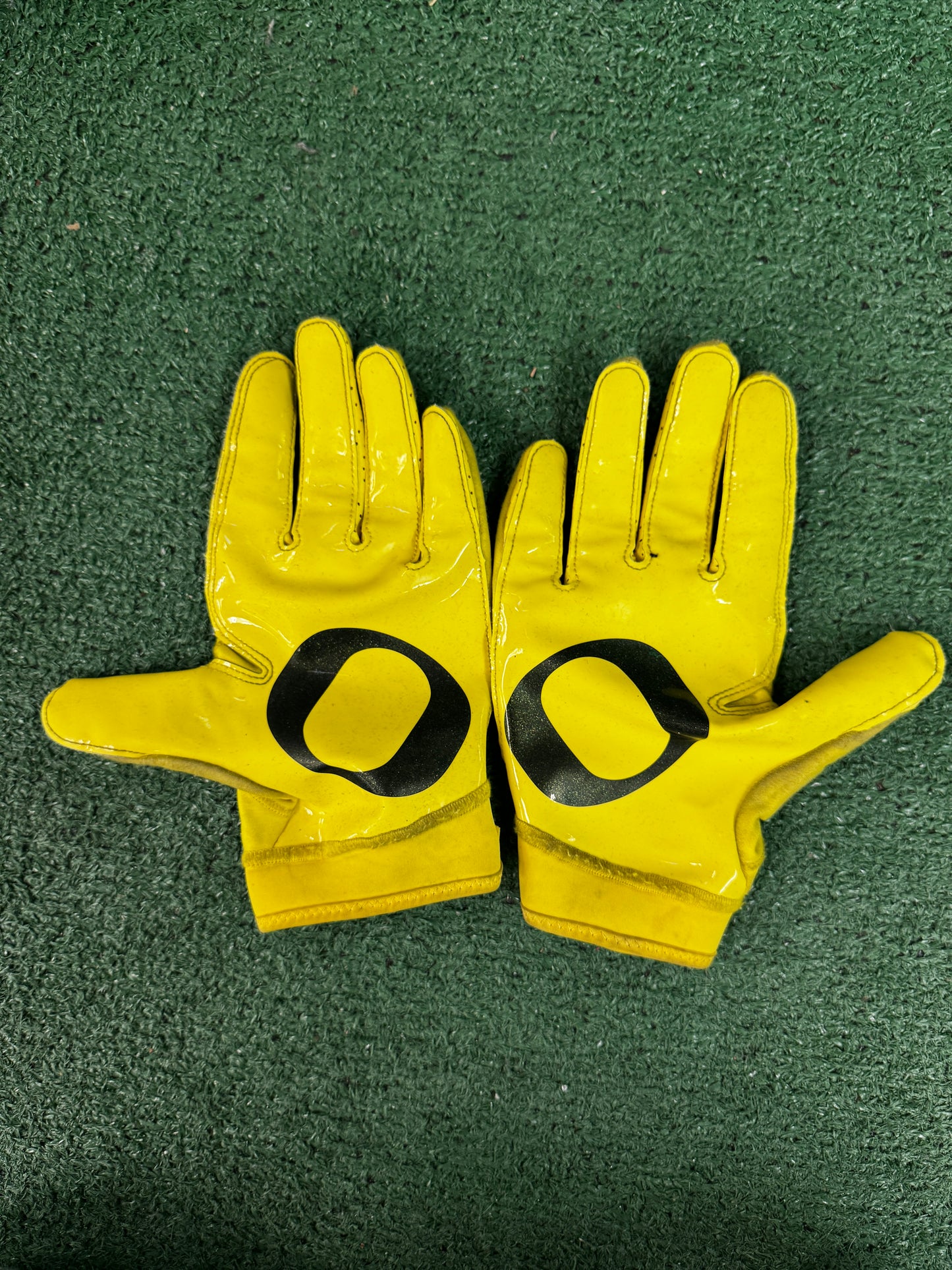 Oregon football Gloves