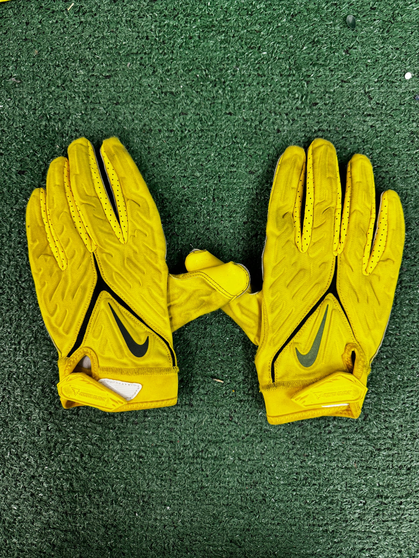 Oregon football Gloves